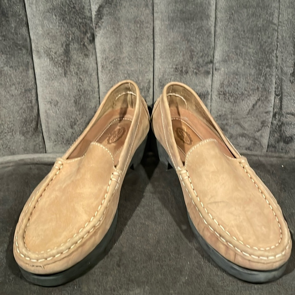 Azaleia Beige Brown Leather Loafers sz 7.5